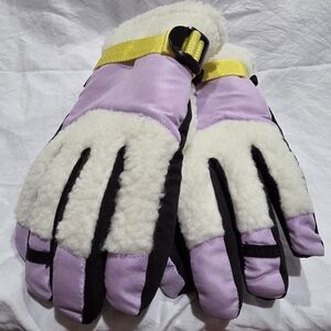 Ozark Trail Girls Outdoor Ski Snowboarding Gloves L/XL Purple Sherpa